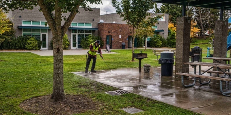 Pressure washing siding